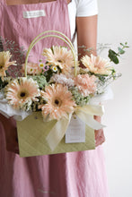 Cargar imagen en el visor de la galería, DAISY BAG