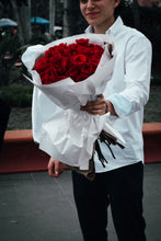 Cargar imagen en el visor de la galería, THE WHITE BOW 24