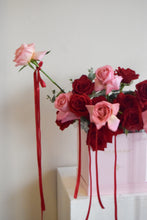 Cargar imagen en el visor de la galería, THE ROSEBOX