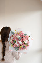 Cargar imagen en el visor de la galería, SWEET ROSE BOUQUET