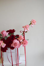 Cargar imagen en el visor de la galería, THE ROSEBOX
