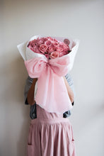 Cargar imagen en el visor de la galería, THE PINK BOW
