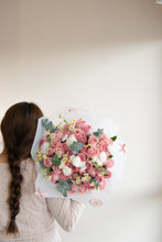 Cargar imagen en el visor de la galería, SWEET ROSE BOUQUET
